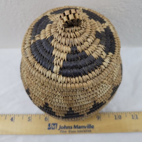 VTG African Lidded Basket 7" Traditional Zulu Hand Woven & Natural Dyes - Picture 8 of 12